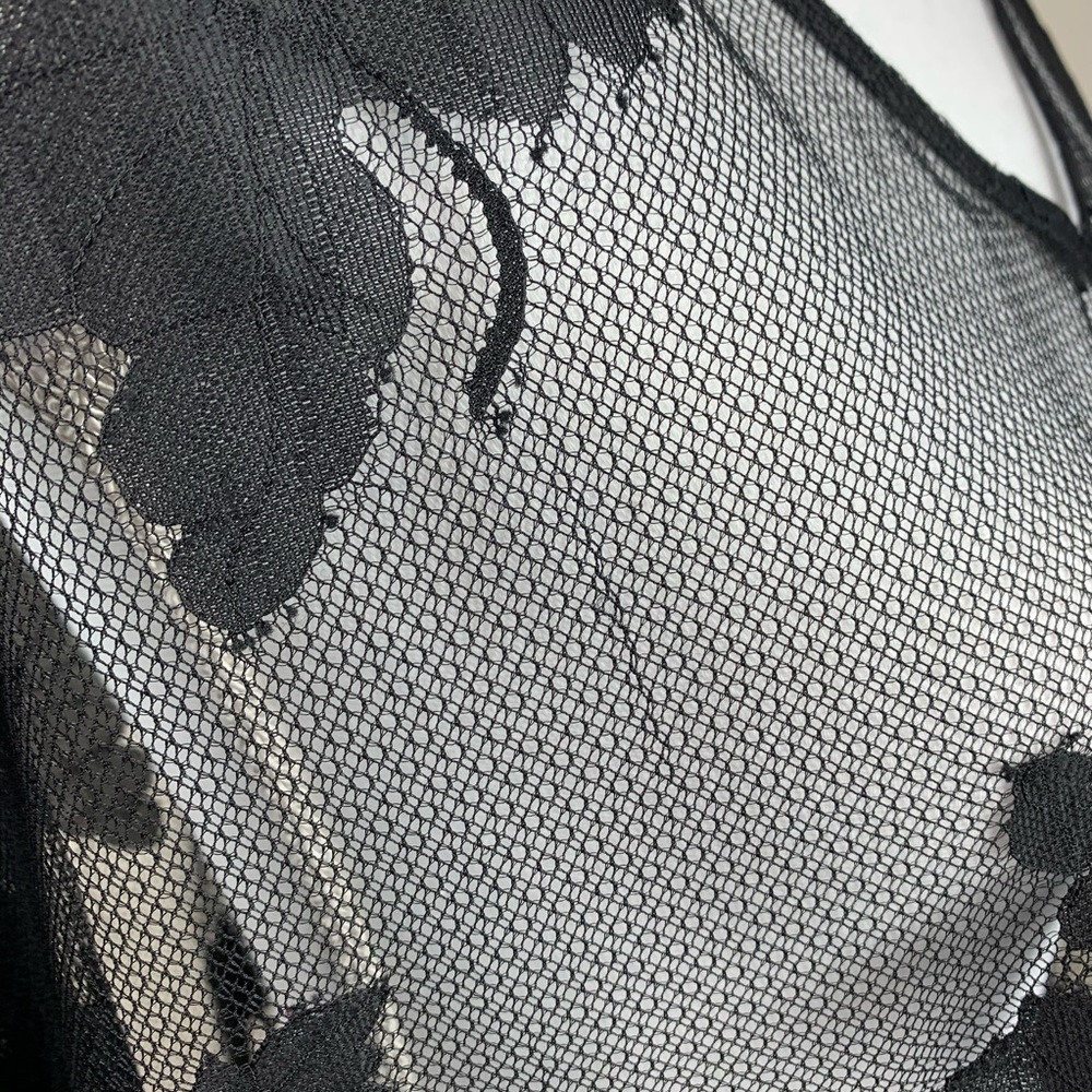 ASTR Black Sheer Leaf Print Fringe Top - Picture 9 of 12